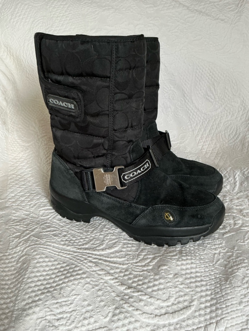 🤎 Coach Sandi Women’s Snow Boots With Vibram Soles - Size 8 - Picture 3 of 8